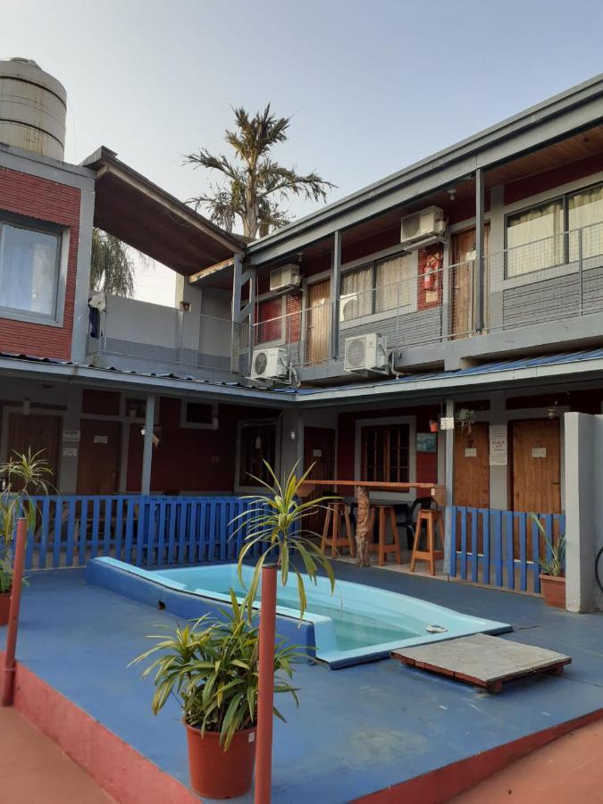 Hostel Nashe プエルト・イグアス エクステリア 写真