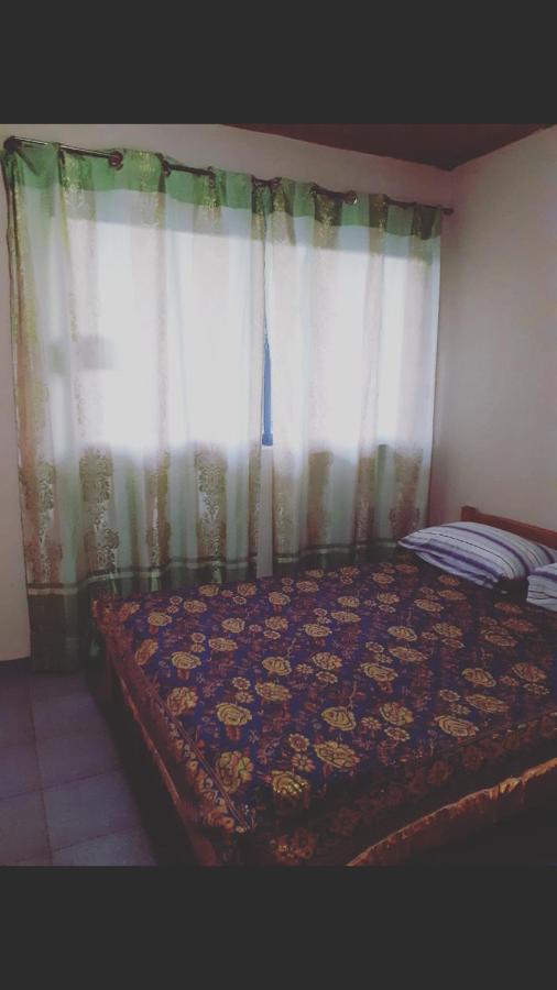 Hostel Nashe プエルト・イグアス エクステリア 写真